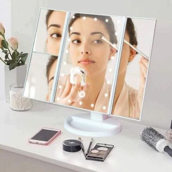 LED ogledalo - Superstar Magnifying Mirror