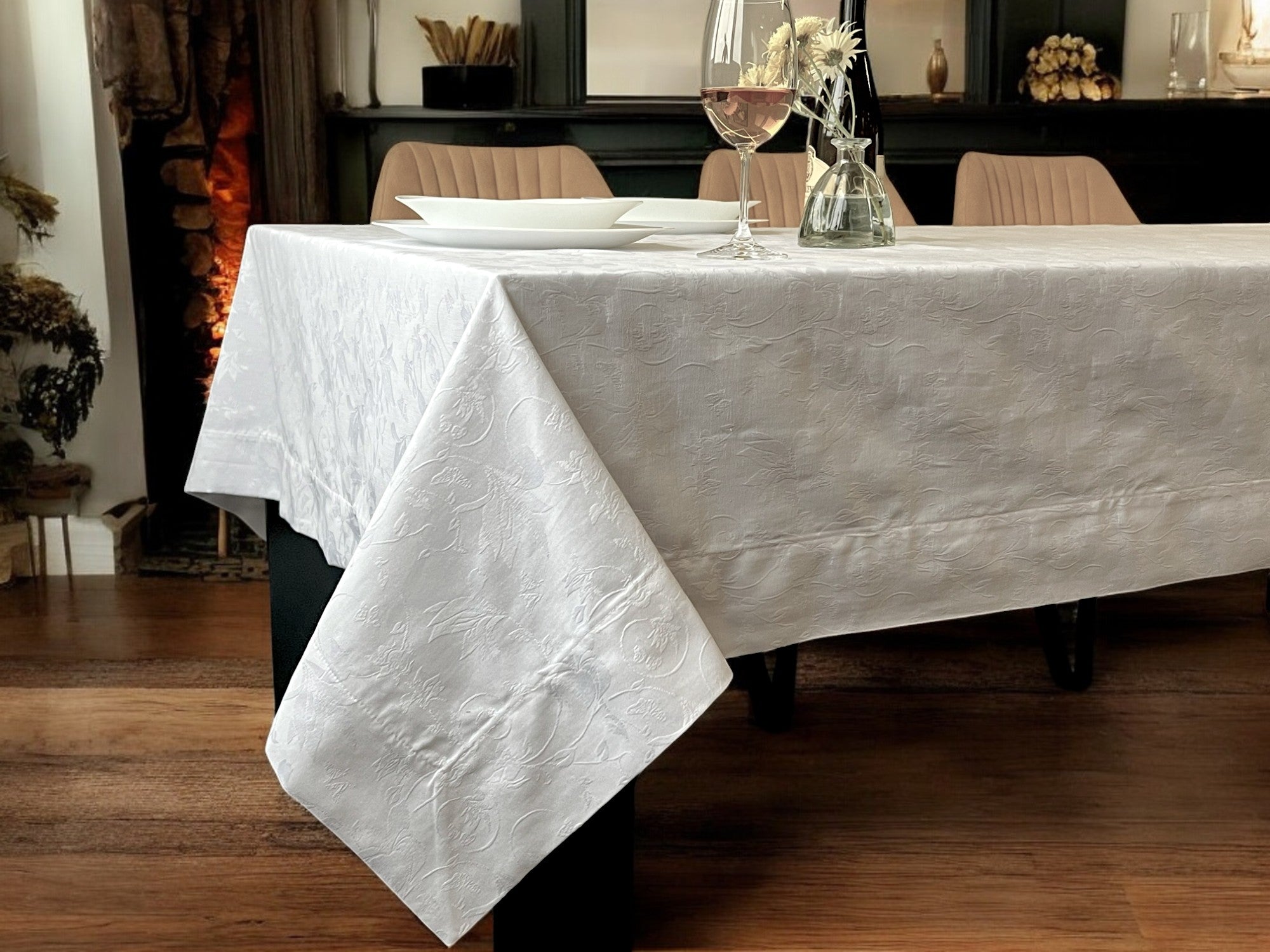 Stolnjak Gizem Bela boja 160x220cm