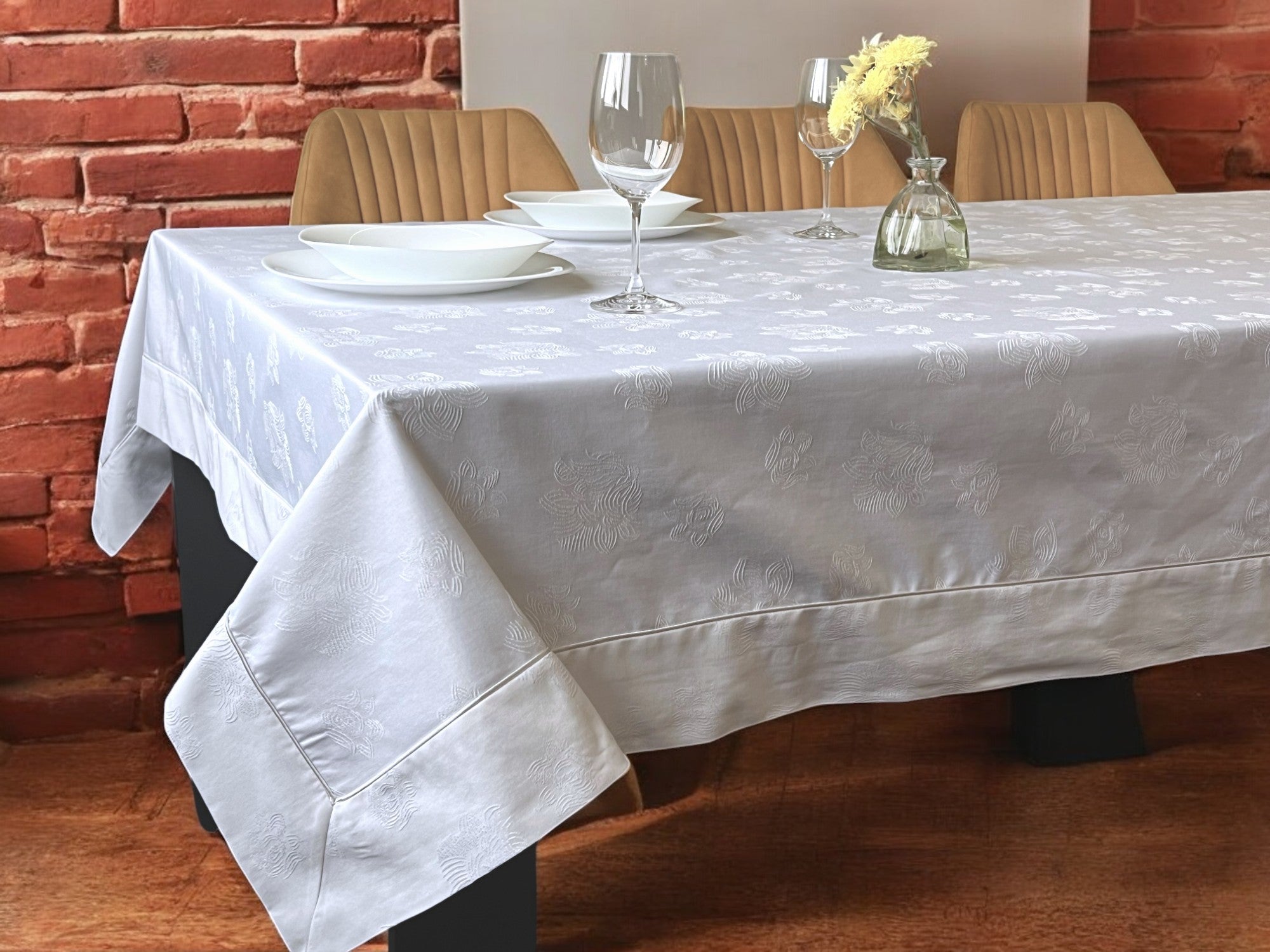 Stolnjak Nisan Bela boja 160x300cm