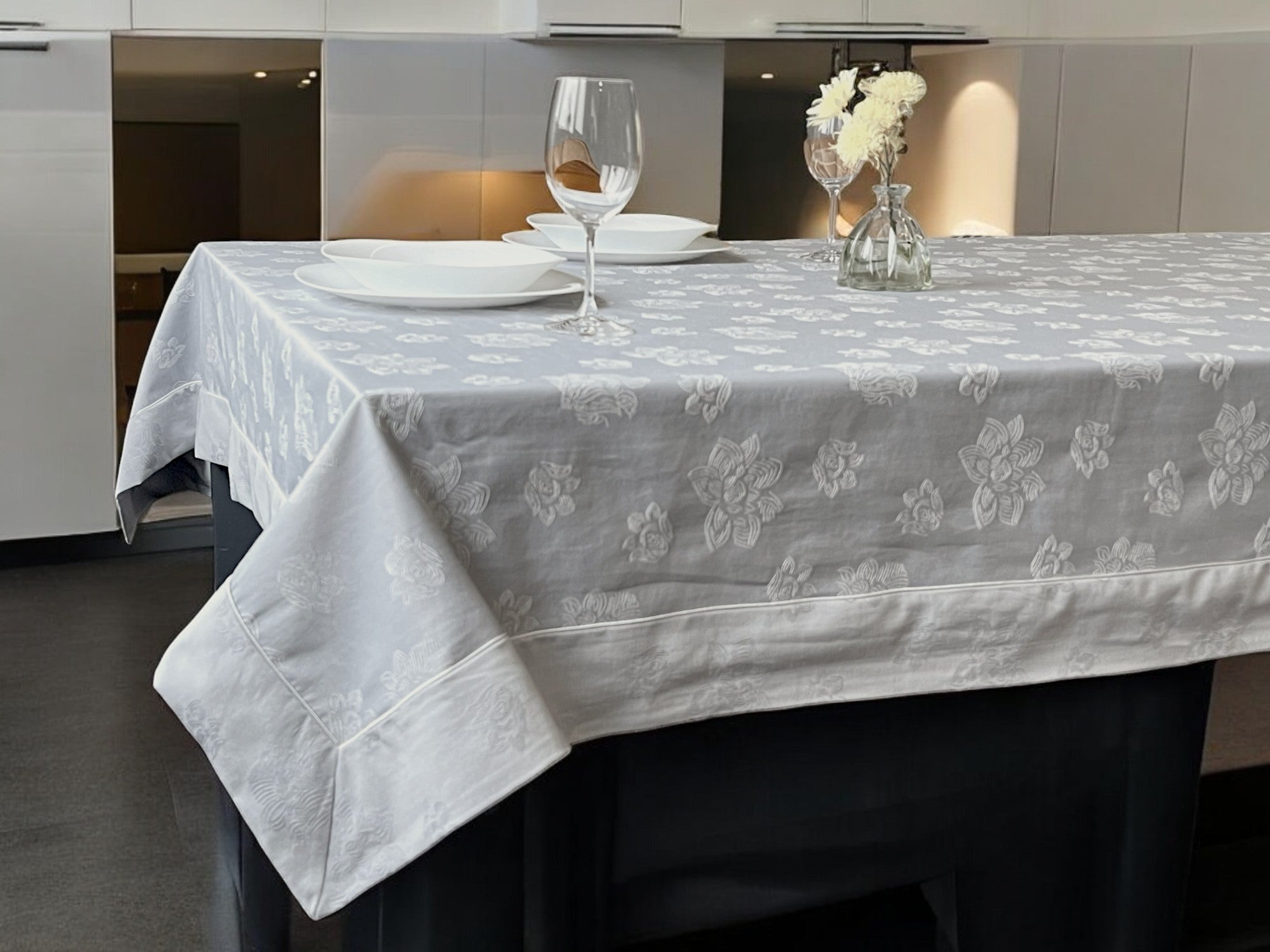 Stolnjak Nisan Siva boja 160x300cm