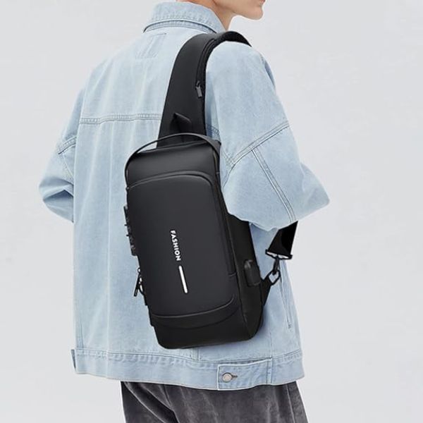 Vodootporna moderna smart muška torbica